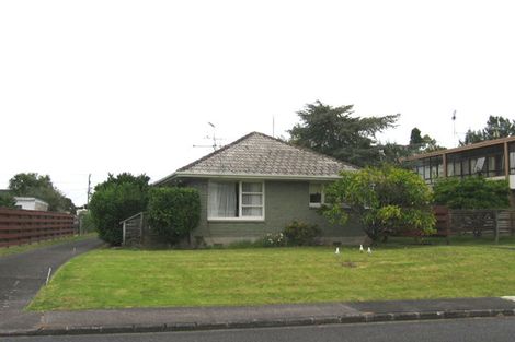 Photo of property in 26 Evelyn Place, Hillcrest, Auckland, 0627