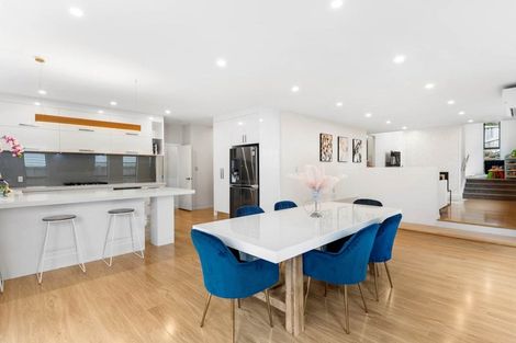 Photo of property in 71 Hebron Road, Waiake, Auckland, 0630