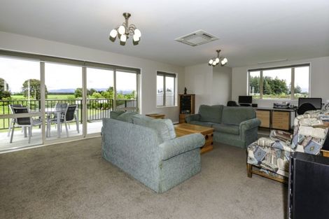 Photo of property in 17 Mchugh Crescent, Darfield, 7510