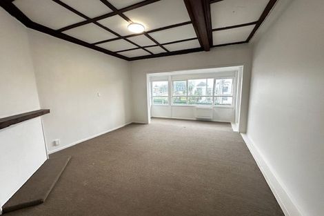 Photo of property in 374 Lake Road, Takapuna, Auckland, 0622