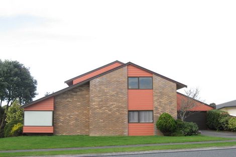 Photo of property in 58 Karina Road, Merrilands, New Plymouth, 4312