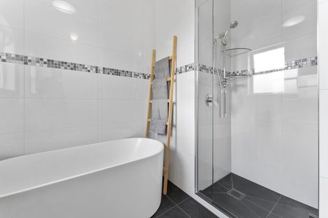 Photo of property in 214 College Street, West End, Palmerston North, 4412