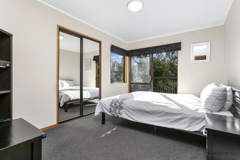 Photo of property in 19 Cochran Road, Oratia, Auckland, 0604