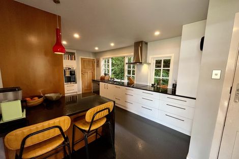 Photo of property in 50 Rodrigo Road, Kilbirnie, Wellington, 6022