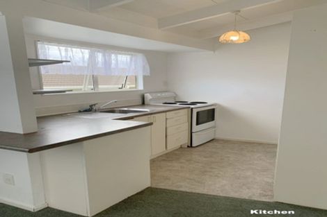 Photo of property in 1/26 Peterhouse Place, West Harbour, Auckland, 0618