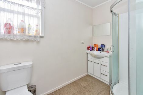Photo of property in 3 Belgrave Place, Papakura, 2110