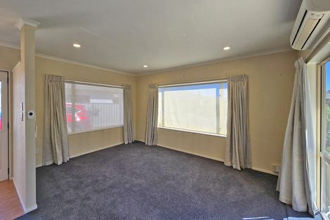 Photo of property in 12 Caulfield Place, Taradale, Napier, 4112
