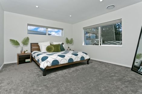 Photo of property in 29a Normanton Street, Glenfield, Auckland, 0629