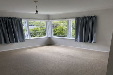 Photo of property in 11 Huia Street, Tawa, Wellington, 5028