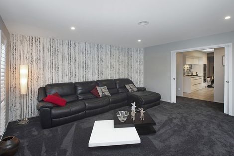 Photo of property in 211 Highsted Road, Casebrook, Christchurch, 8051