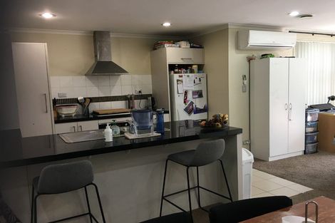 Photo of property in 71 Bruce Pulman Drive, Takanini, 2112