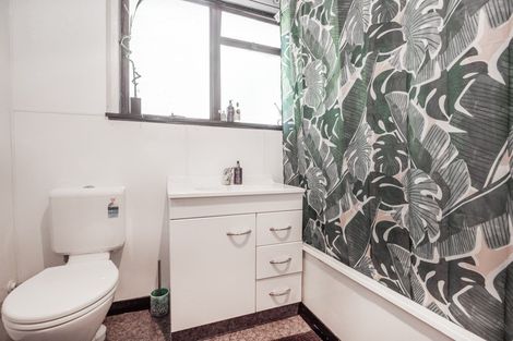 Photo of property in 700 Kowhai Street, Mahora, Hastings, 4120