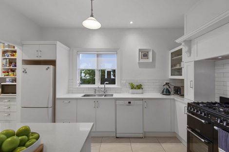 Photo of property in 1 Heaton Street, Merivale, Christchurch, 8052