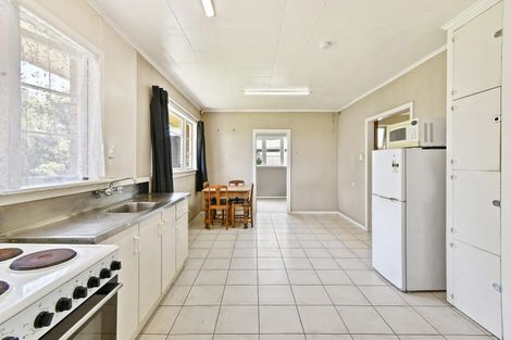 Photo of property in 222 Great South Road, Huntly, 3700