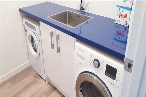 Photo of property in 6 Clutha Place, Wanaka, 9305