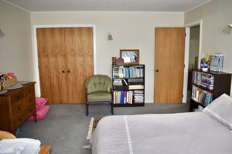 Photo of property in 59 Waerenga Road, Otaki, 5512