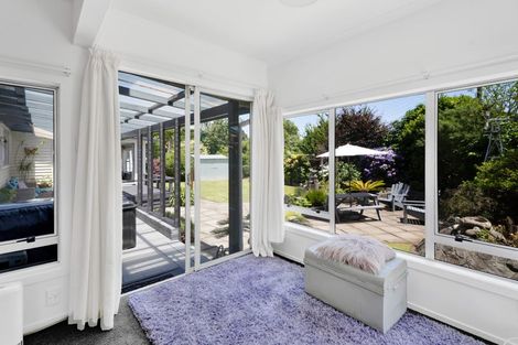 Photo of property in 190a Seaview Road, Westown, New Plymouth, 4310