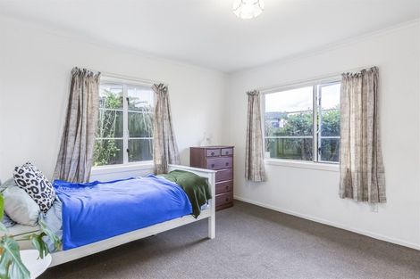 Photo of property in 30 Albatross Road, Red Beach, 0932