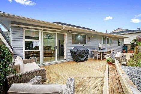 Photo of property in 26 Fyvie Avenue, Tawa, Wellington, 5028