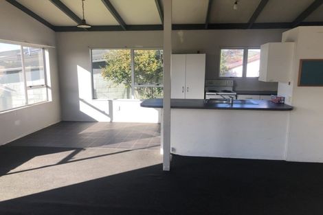 Photo of property in 11 Sequoia Crescent, Owhata, Rotorua, 3010