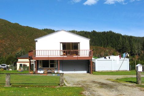 Photo of property in 5-7 Shiel Street, Reefton, 7830