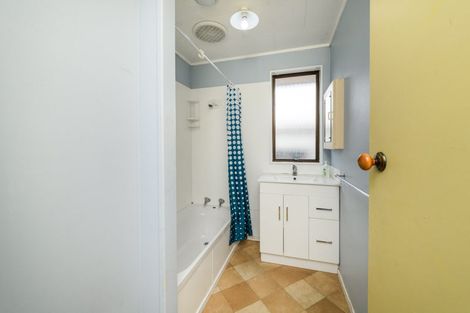 Photo of property in 2/685 Pioneer Highway, Highbury, Palmerston North, 4412