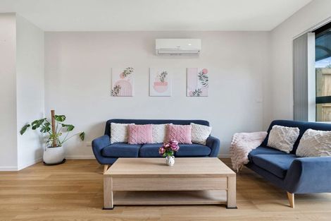 Photo of property in 25 Paina Crescent, Massey, Auckland, 0614