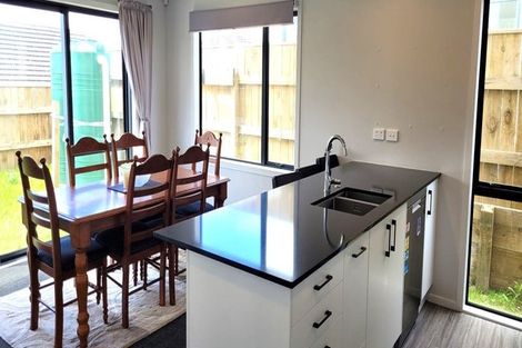 Photo of property in 3d Taupiri Crescent, Titahi Bay, Porirua, 5022