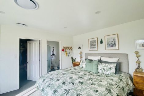 Photo of property in 21 Blake Street, New Brighton, Christchurch, 8061