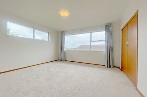 Photo of property in 84 Sycamore Drive, Sunnynook, Auckland, 0620