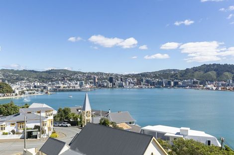 Photo of property in Gateway Apartments, 19 Maida Vale Road, Roseneath, Wellington, 6011