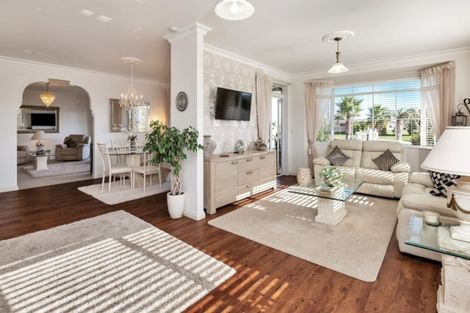 Photo of property in 2 O'farrell Drive, One Tree Point, 0118