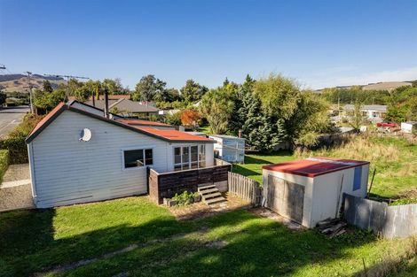 Photo of property in 5 Moore Street, Milton, 9220