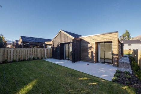 Photo of property in 17 Lauder Street, Lake Hayes, Queenstown, 9304