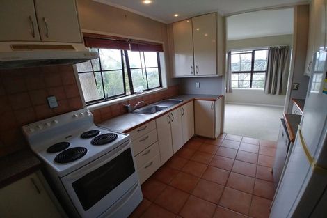 Photo of property in 34 Pemberton Avenue, Bayview, Auckland, 0629