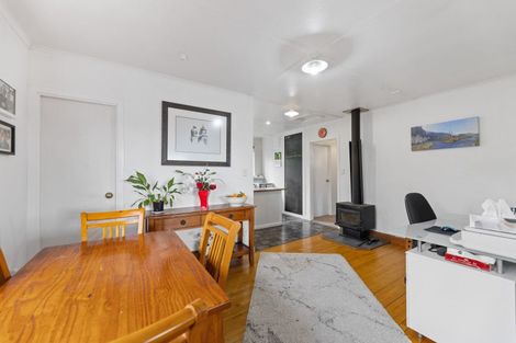 Photo of property in 35 Kotare Street, Hilltop, Taupo, 3330