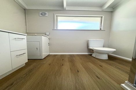 Photo of property in 2/17 Glengarry Road, Glen Eden, Auckland, 0602