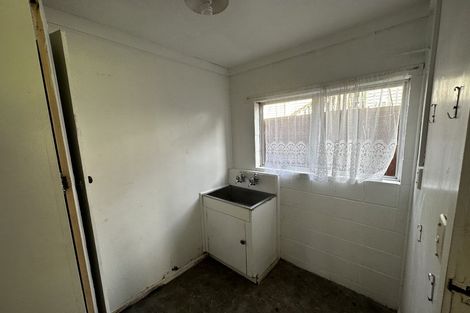 Photo of property in 108a Royal Road, Massey, Auckland, 0614