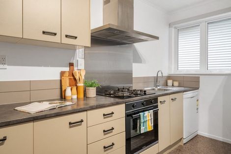Photo of property in 37 Black Rock Road, Newlands, Wellington, 6037