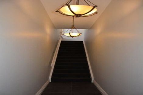 Photo of property in 15 Portland Crescent, Thorndon, Wellington, 6011