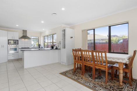 Photo of property in 11 Madeleine Terrace, Papamoa Beach, Papamoa, 3118