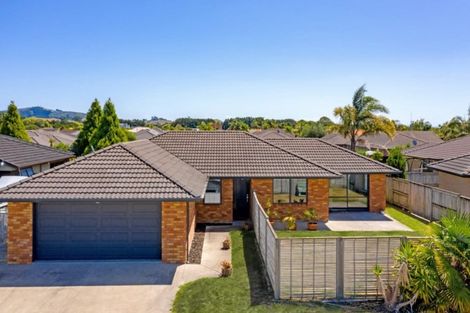 Photo of property in 6 The Glade, Papamoa Beach, Papamoa, 3118