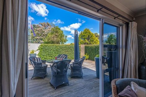 Photo of property in 42 Collingwood Street, Hokowhitu, Palmerston North, 4410