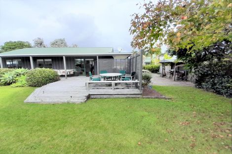 Photo of property in 106 Titoki Place, Matarangi, Whitianga, 3592