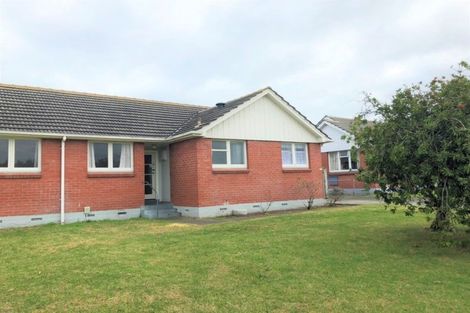 Photo of property in 14 Rogers Street, Castlecliff, Whanganui, 4501