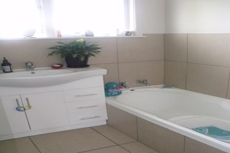 Photo of property in 53 Exeter Crescent, Pirimai, Napier, 4112