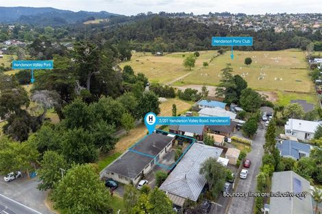 Photo of property in 2/201 Henderson Valley Road, Henderson, Auckland, 0612