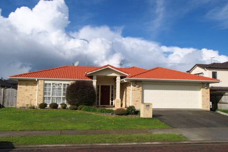 Photo of property in 22 Erne Crescent, East Tamaki, Auckland, 2016