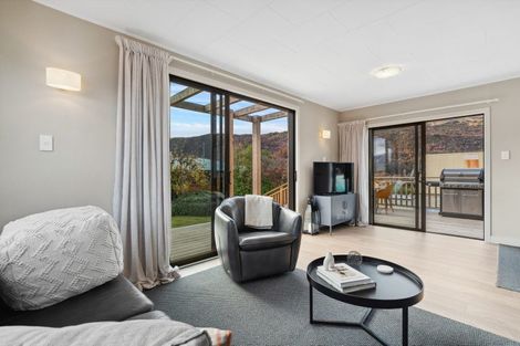 Photo of property in 32 Hood Crescent, Arrowtown, 9302