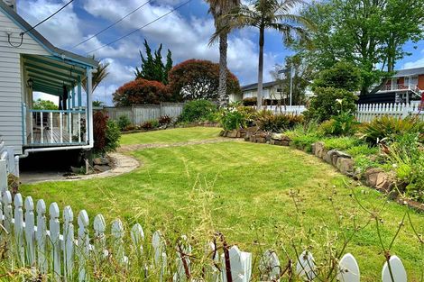 Photo of property in 30 Windy Ridge Road, Glenfield, Auckland, 0629